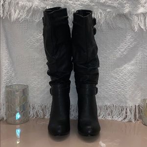 Rampage Woman’s black Eleanor heeled slouch boots 8M